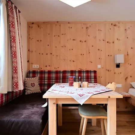 Marienberg Apartment *